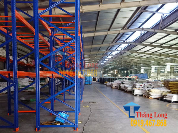 Các loại kệ kho hàng không thể thiếu trong quản lý kho bãi Các loại kệ kho hàng không thể thiếu trong quản lý kho bãi