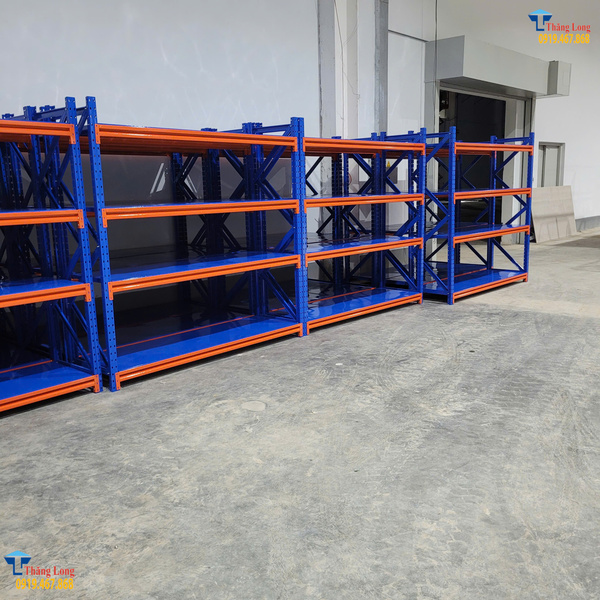 Lắp kệ trung tải 4 tầng trọng tải 500kg/ sàn tại Tiền Giang