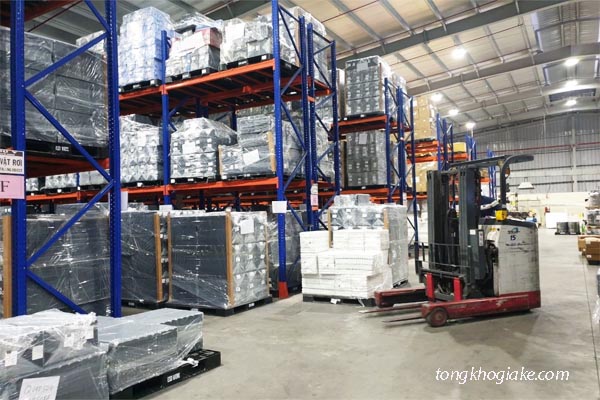 Nguyên tắc phân bổ hàng hóa theo nhóm trên kệ Double Deep Nguyên tắc phân bổ hàng hóa theo nhóm trên kệ Double Deep