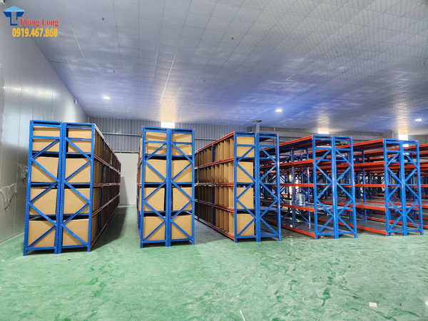 Tổng hợp các mẫu kệ kho khách sạn phổ biến và được ưa chuộng nhất Tổng hợp các mẫu kệ kho khách sạn phổ biến và được ưa chuộng nhất