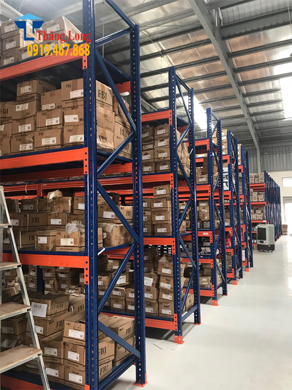 Mẹo tiết kiệm chi phí khi đầu tư kệ kho pallet