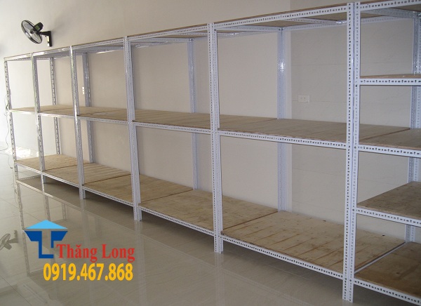 Dự án lắp đặt kệ sắt v lỗ tại Tân Hiệp - Hóc Môn Dự án lắp đặt kệ sắt v lỗ tại Tân Hiệp - Hóc Môn