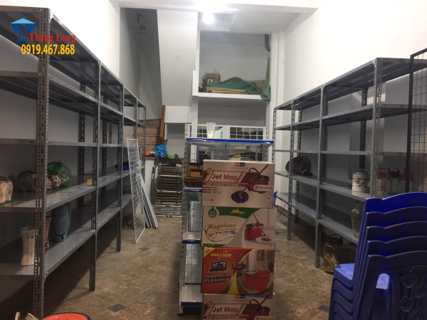 Lắp đặt kệ bày hàng tạp hóa tại Thành Phố Nam Định Lắp đặt kệ bày hàng tạp hóa tại Thành Phố Nam Định