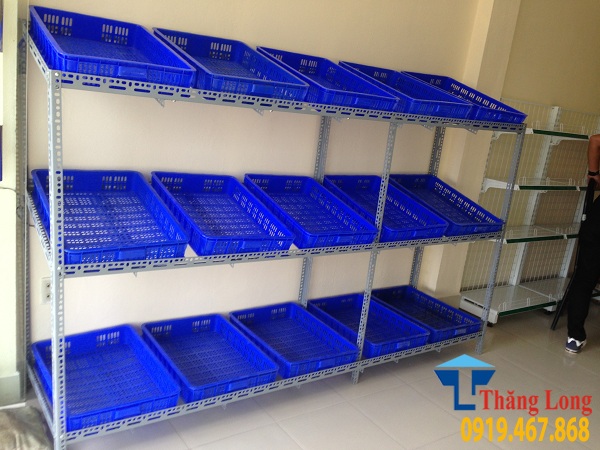 Thiết kế và lắp đặt kệ cho cửa hàng rau sạch tại 394 đường Bưởi Thiết kế và lắp đặt kệ cho cửa hàng rau sạch tại 394 đường Bưởi
