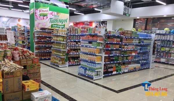 Những yếu tố quan trọng cần xem xét khi chọn mua và lắp đặt kệ trưng bày sản phẩm Những yếu tố quan trọng cần xem xét khi chọn mua và lắp đặt kệ trưng bày sản phẩm