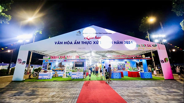 Thăng Long lắp đặt kệ trưng bày sản phẩm Ocop tại TP. Thanh Hóa Thăng Long lắp đặt kệ trưng bày sản phẩm Ocop tại TP. Thanh Hóa