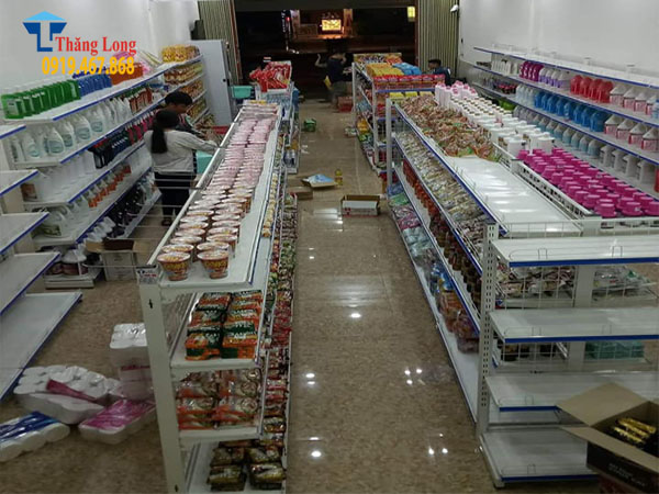 Hướng mua kệ bán hàng siêu thị